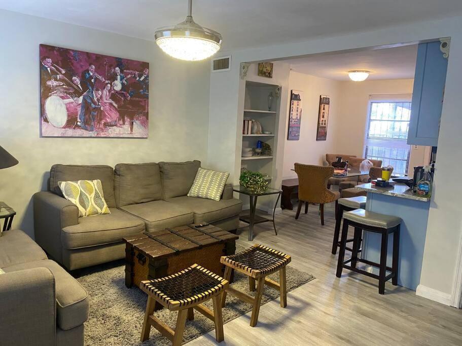 Private Townhouse With Courtyard And Covered Patio West Palm Beach Bagian luar foto